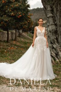 Daniella Di Marino 6348 colección 2022 Essencia Novias