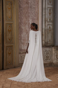 8206_1 cosmobella coleccion 2025 essencia novias demetrios group