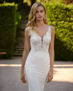 9N12_DAMA_ADRIANA_ALIER_2 coleccion 2025 rosa clara essencia novias