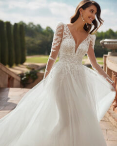 9N33_DELIA_ADRIANA_ALIER_1 rosa clara essencia novias coleccion 2025