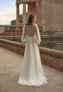 KANDISNKY fara sposa novia d´art coleccion 2025 essencia novias