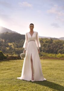 Vitoria fara sposa novia d´art coleccion 2025 essencia novias