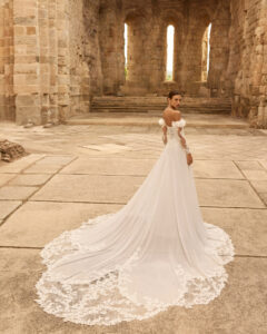adriana alier modelo paraje coleccion 2027 rosa clara group