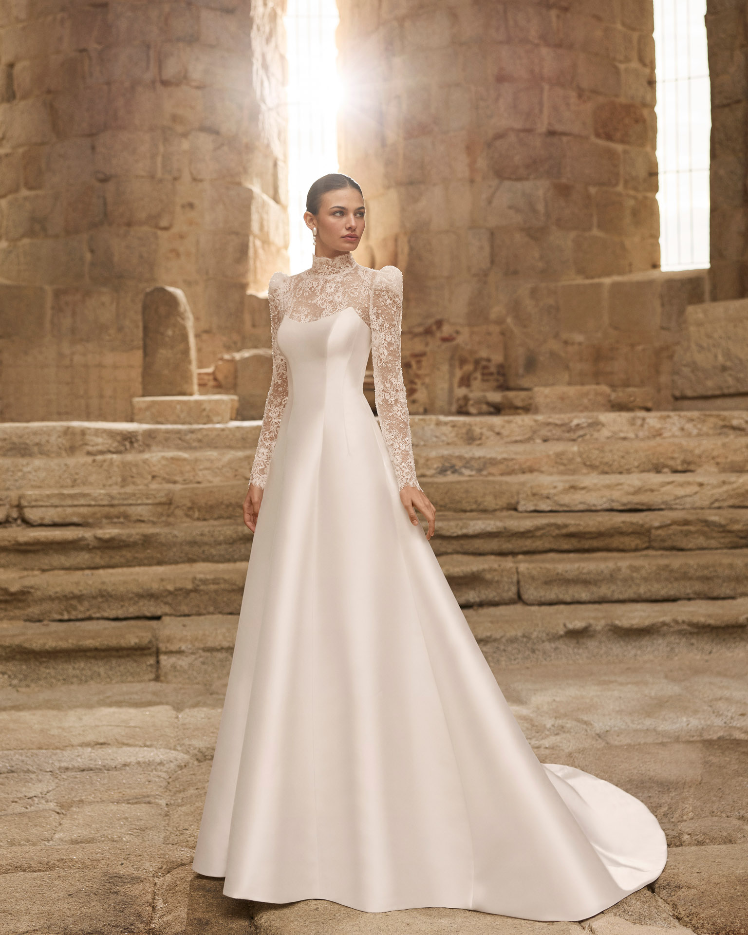 adriana alier modelo pomelo coleccion 2027 rosa clará