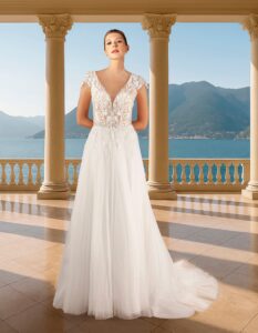 Vestido princesa con tul lugo novias modelo 7302 coleccion 2027